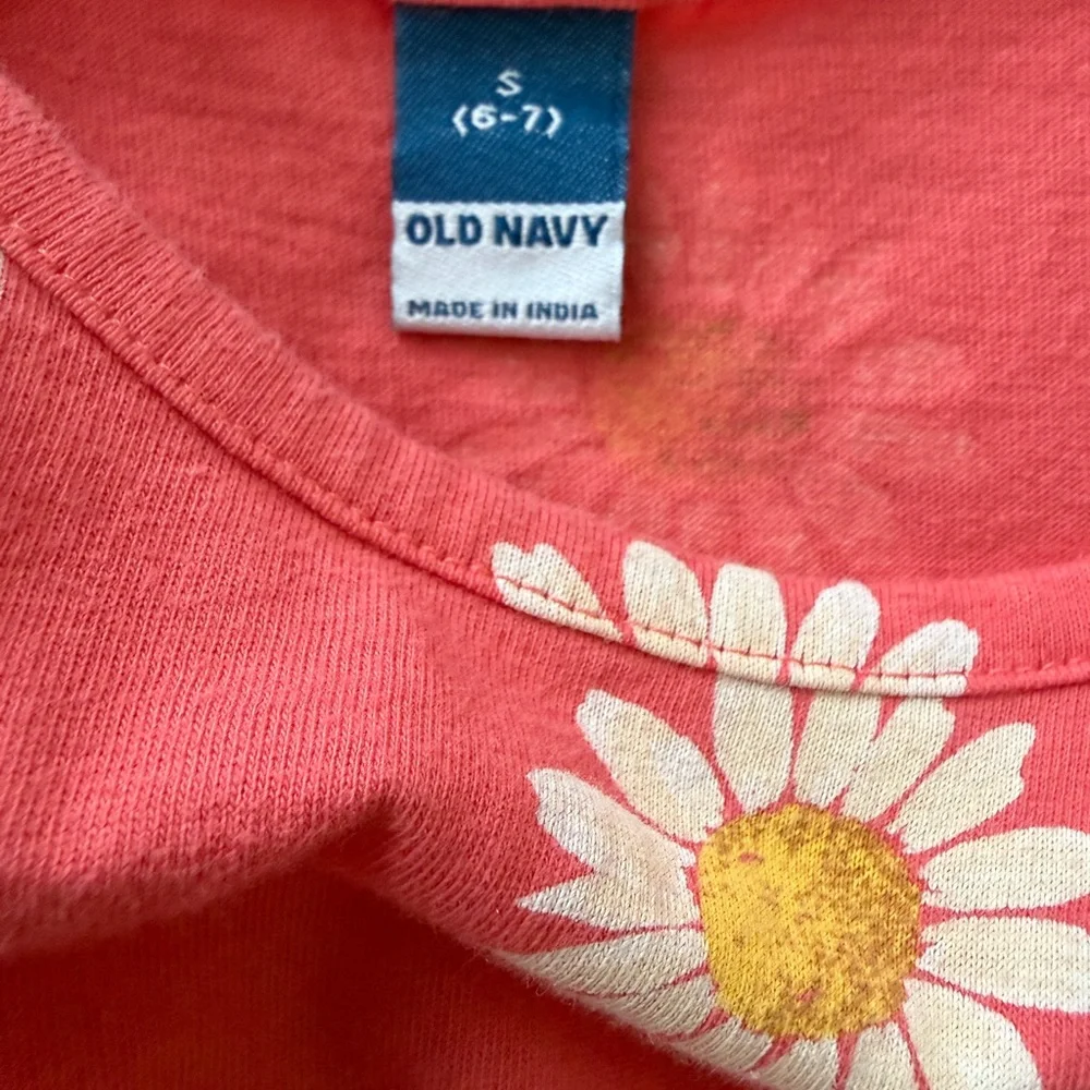Old Navy Daisy Flutter Sleeve Dress